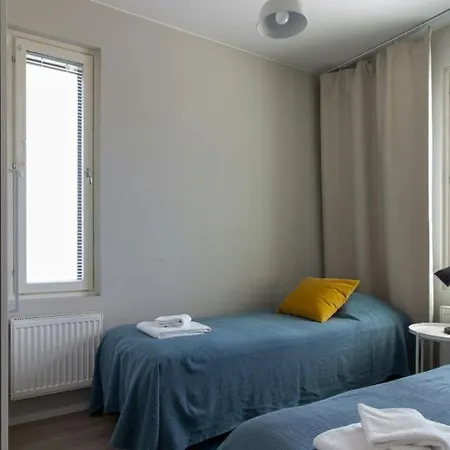 Convenient For 4 * Vantaa